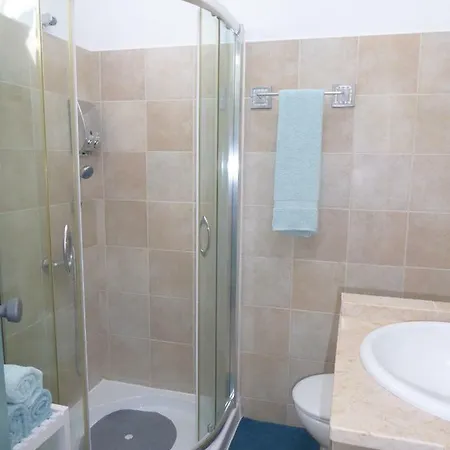 Homestay Casinha Amarela
